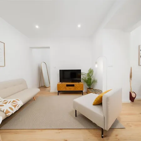 Rc - Air-conditioned - Beautifully Designed In The Heart Of Lisbon, Bright, Stylish And Exceptionally Located Lägenhet Lisboa
