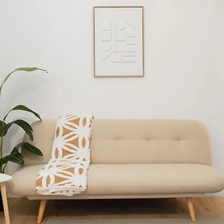 Rc - Air-conditioned - Beautifully Designed In The Heart Of Lisbon, Bright, Stylish And Exceptionally Located